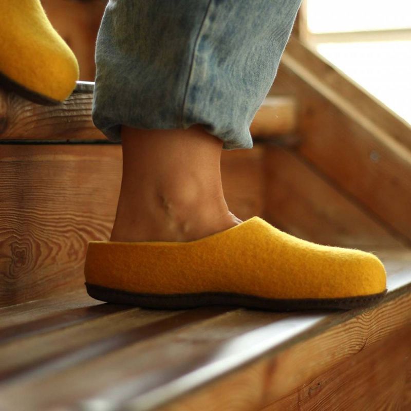 Slipper - Ochre